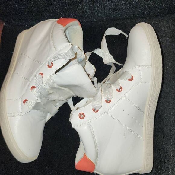 Angelina by De Blossom Wedge Sneakers - Picture 6 of 8